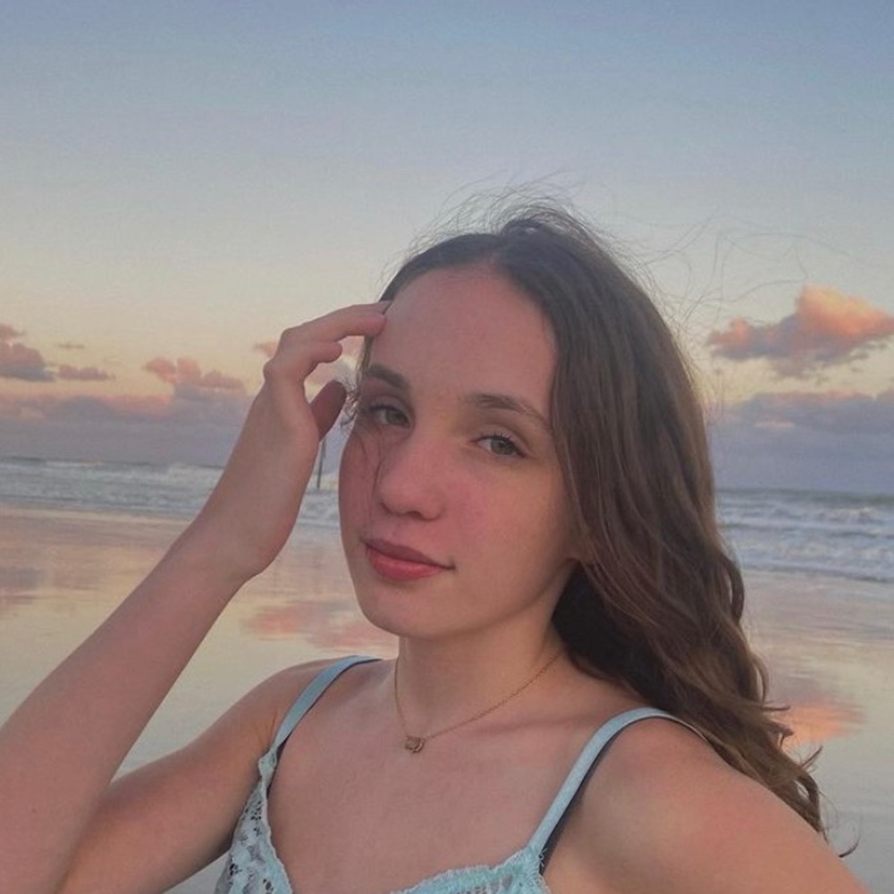 Meet your Posher, Makenzie